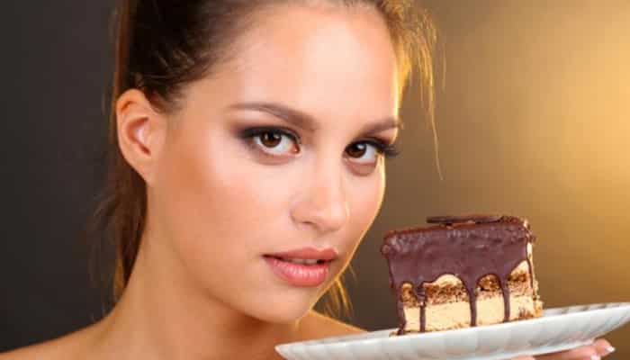 Tips Mudah Hentikan “Emotional Eating”