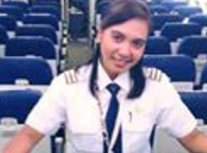 Sepenggal Kisah Pilot Wanita Pertama Dari Tanah Papua