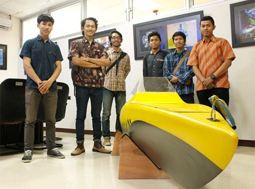 Kapal Tenaga Surya Persembahan Mahasiswa ITS