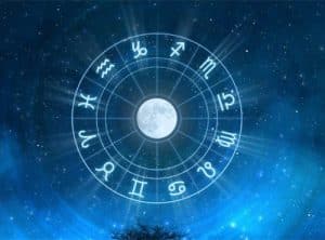 Membaca Romantisme Seseorang Lewat Zodiak