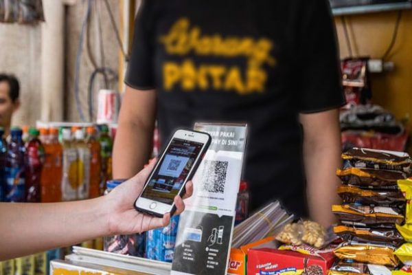 Digitalisasi Warung: Inklusi Digital & Finansial Menuju Kesejahteraan Rakyat