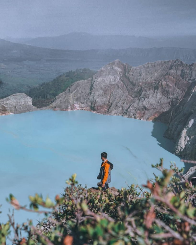 Rekomendasi Tempat Liburan di Berbagai Kota yang Wajib Kamu Kunjungi! - kawah ijen banyuwangi