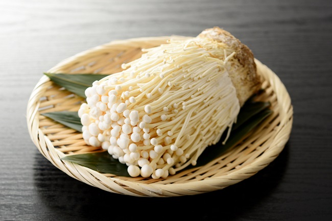 Kandungan Jamur Enoki